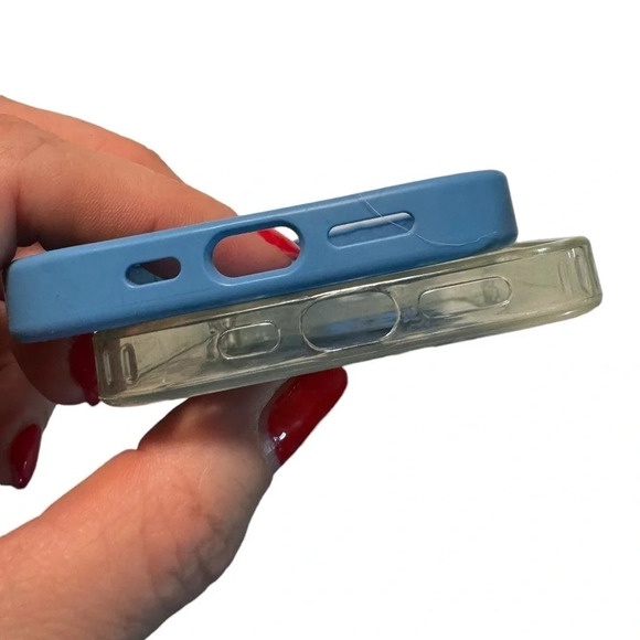 iPhone 13 Pro Cases - Blue silicone case and clear case with floral pattern - Picture 4 of 4